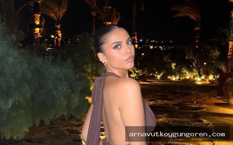 Şebnem ile Göktürk özel dairesi olan escort bilgileri